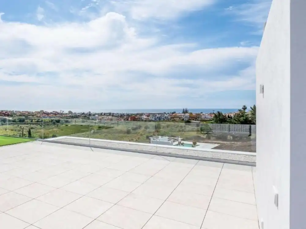 Terrace of Houses for sale in Estepona  with Air Conditioner, Private garden and Terrace