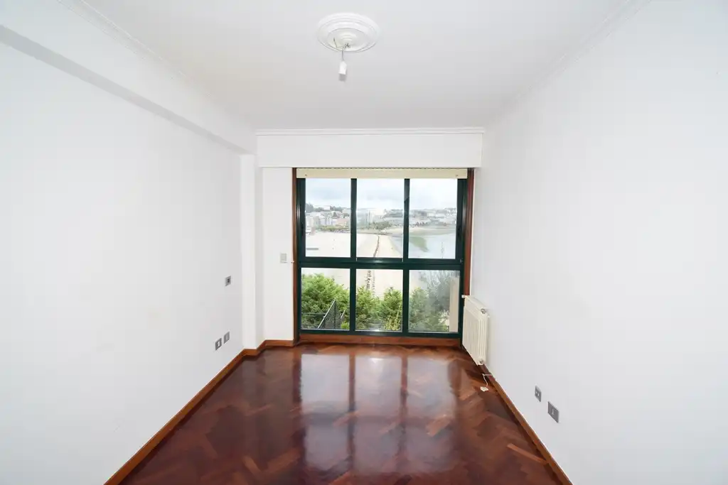 Bedroom of Detached homes for sale in Sada (A Coruña)  with Heating, Parquet flooring and Oven