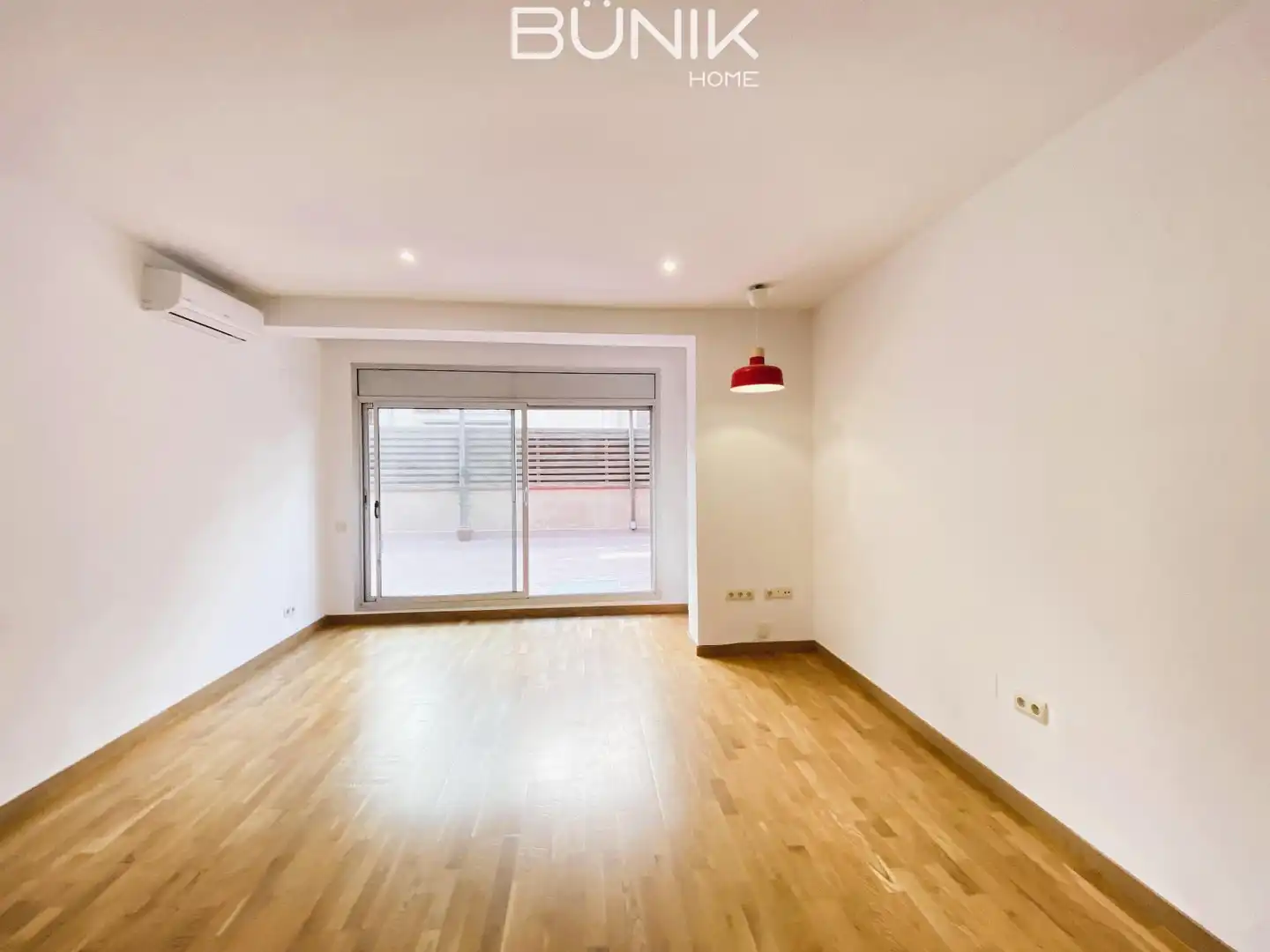 Flat for rent in  Barcelona Capital  with Air Conditioner, Heating and Parquet flooring