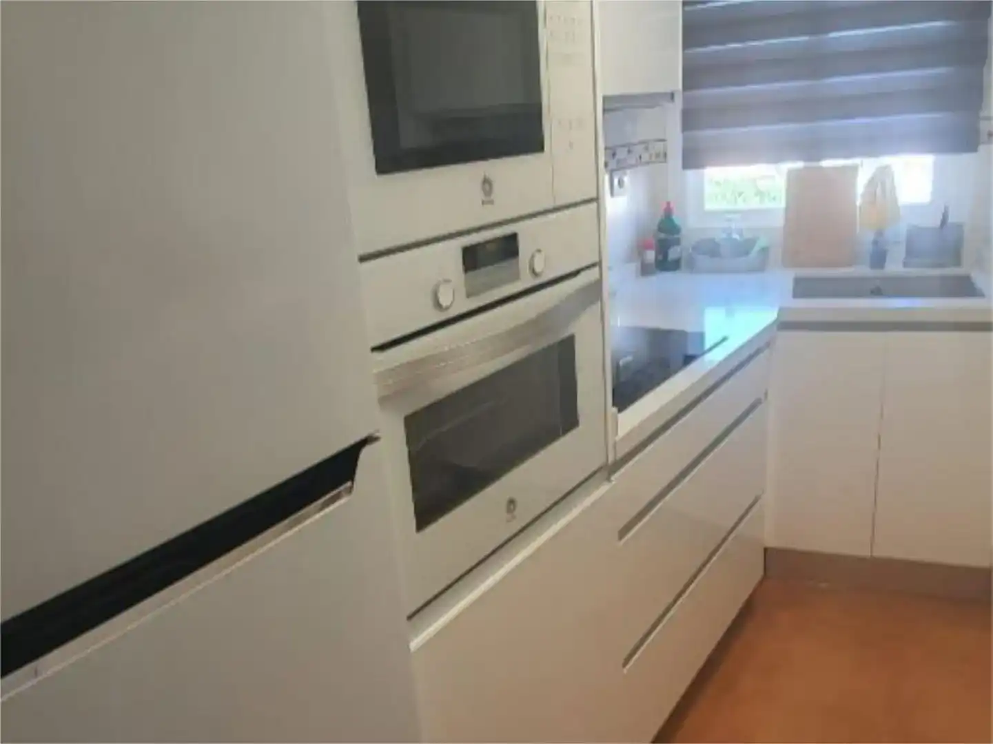 Cuina de Pis en venda en Cogollos de la Vega amb Aire condicionat, Parquet i Moblat