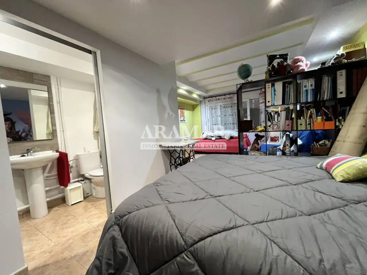 Habitación de Casa o chalet en venta en L'Atzúbia con Amueblado