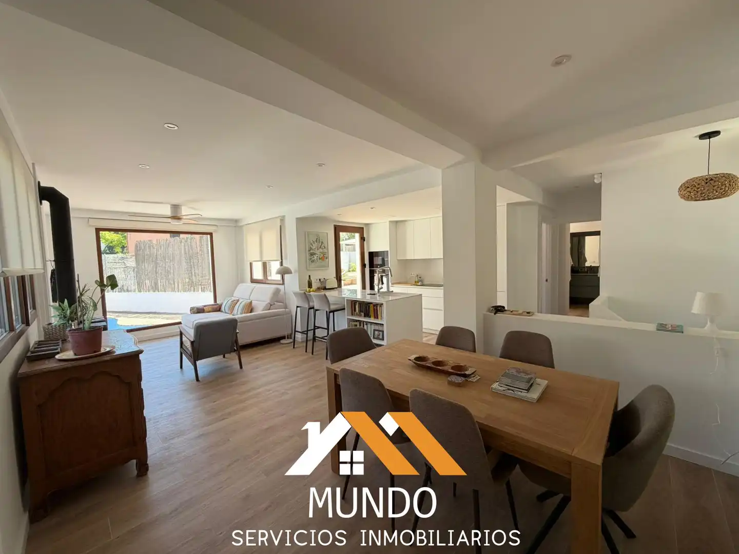 Sala de estar de Casa o chalet de alquiler en Paterna con Aire acondicionado, Terraza y Piscina