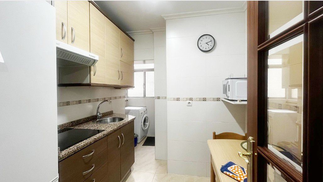 Cocina de Piso de alquiler en Salamanca Capital con Calefacción, Trastero y Amueblado