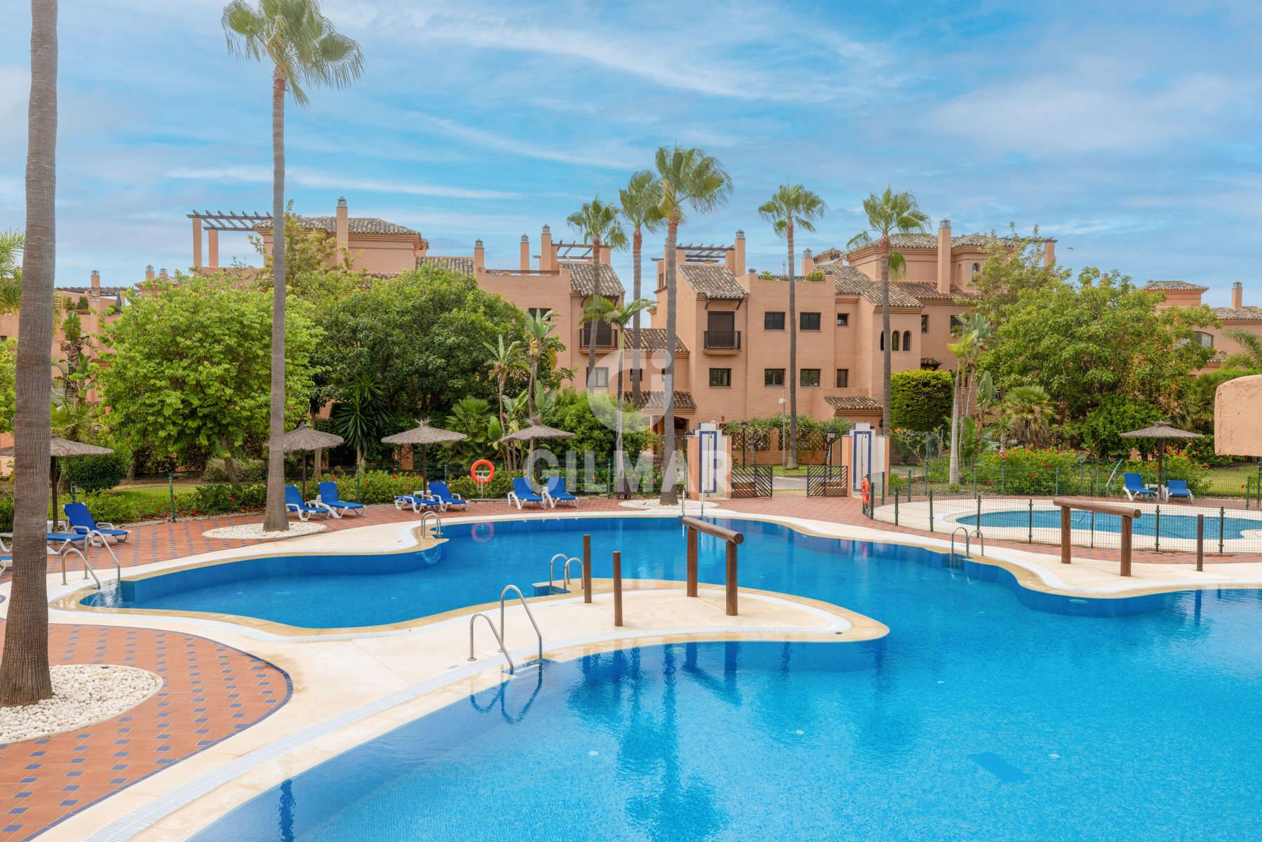 Exterior view of Planta baja for sale in Estepona  with Heating, Private garden and Storage room