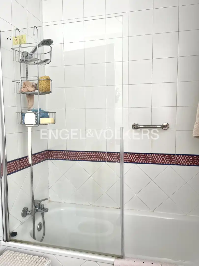 Bany de Àtic de lloguer en Madrid amb Aire condicionat, Calefacció i Terrassa