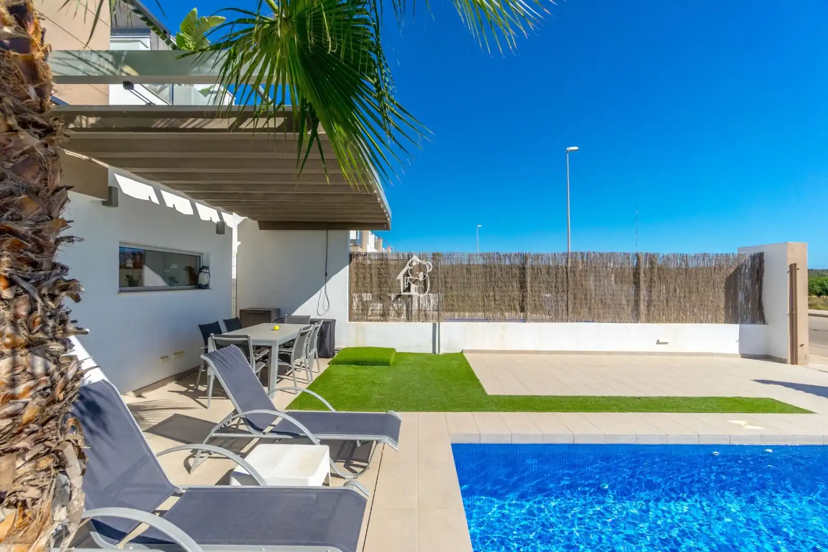 Terraza de Casa o chalet de alquiler en Guardamar del Segura con Aire acondicionado, Jardín privado y Terraza
