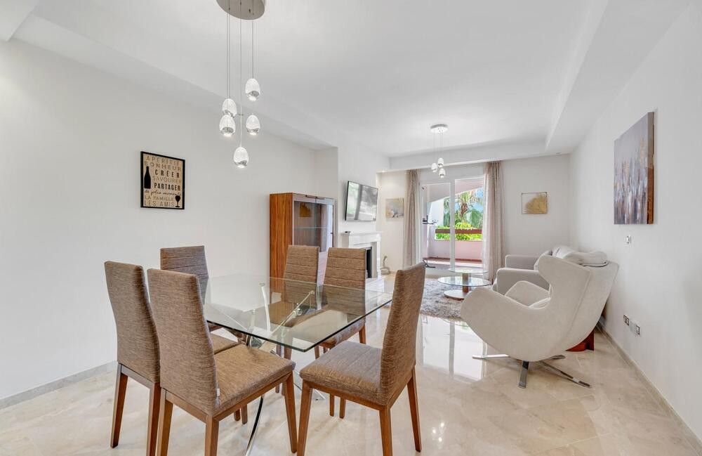 Dining room of Planta baja to rent in Marbella  with Air Conditioner, Terrace and Swimming Pool