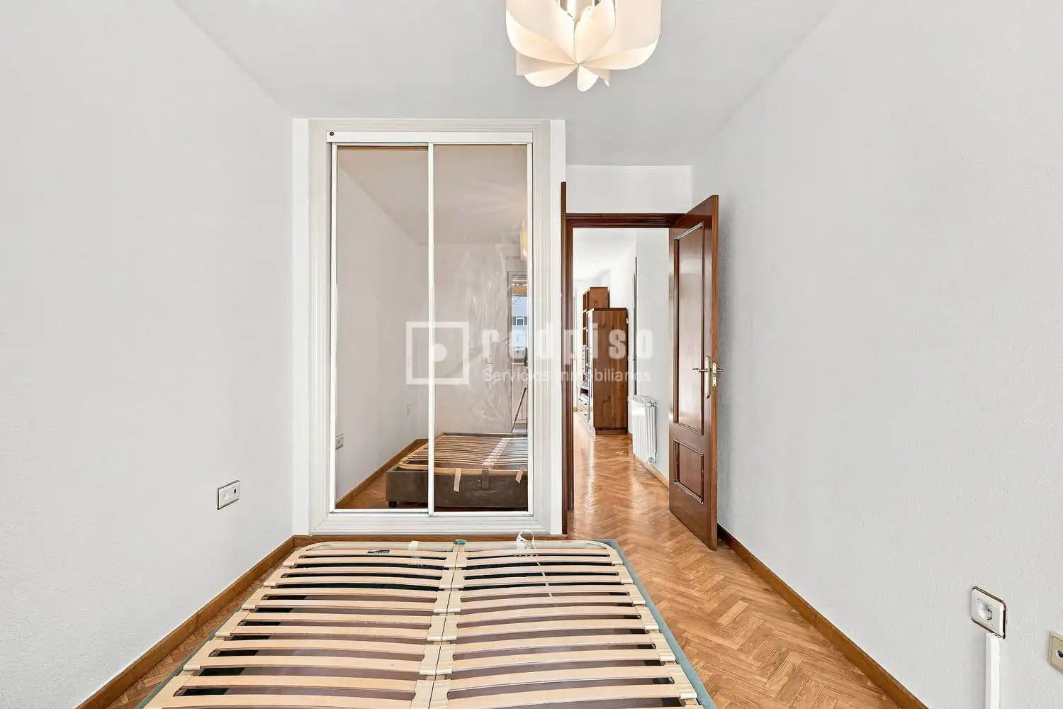 Dormitori de Pis de lloguer en Madrid amb Aire condicionat, Calefacció i Parquet