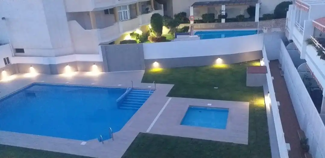 Piscina de Apartamento de alquiler en Torrox con Aire acondicionado, Calefacción y Terraza