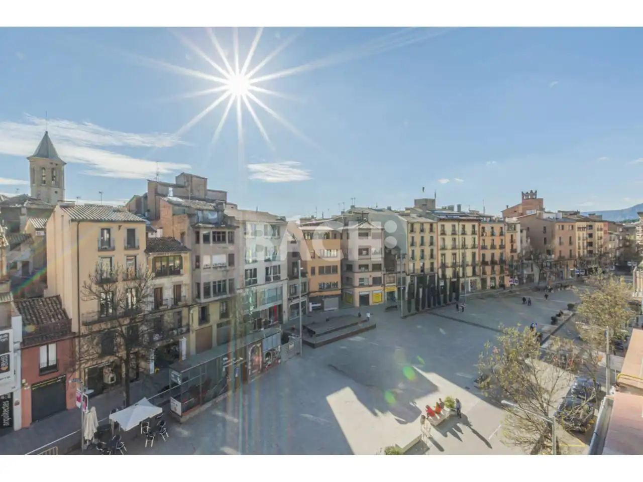 Vista exterior de Dúplex en venta en Vic con Calefacción, Parquet y Terraza