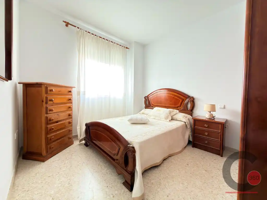 Bedroom of Flat for sale in Badajoz