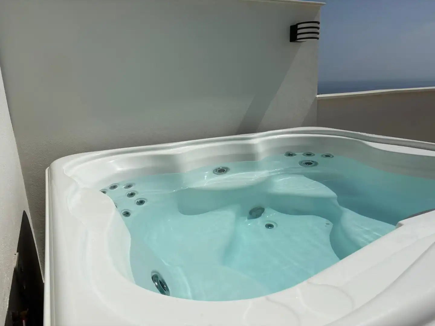 Piscina de Àtic de lloguer en Benalmádena amb Aire condicionat, Calefacció i Jardí privat