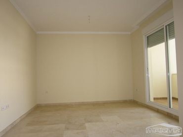 Piso con piscina en venta en Avenida de Luis Alberto de Cuenca 70
