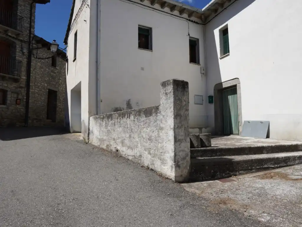 Vista exterior de Piso en venta en Fiscal