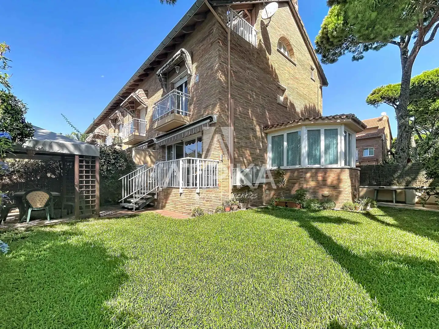 Garten von Wohnung zur Miete in Castelldefels mit Klimaanlage, Heizung und Terrasse