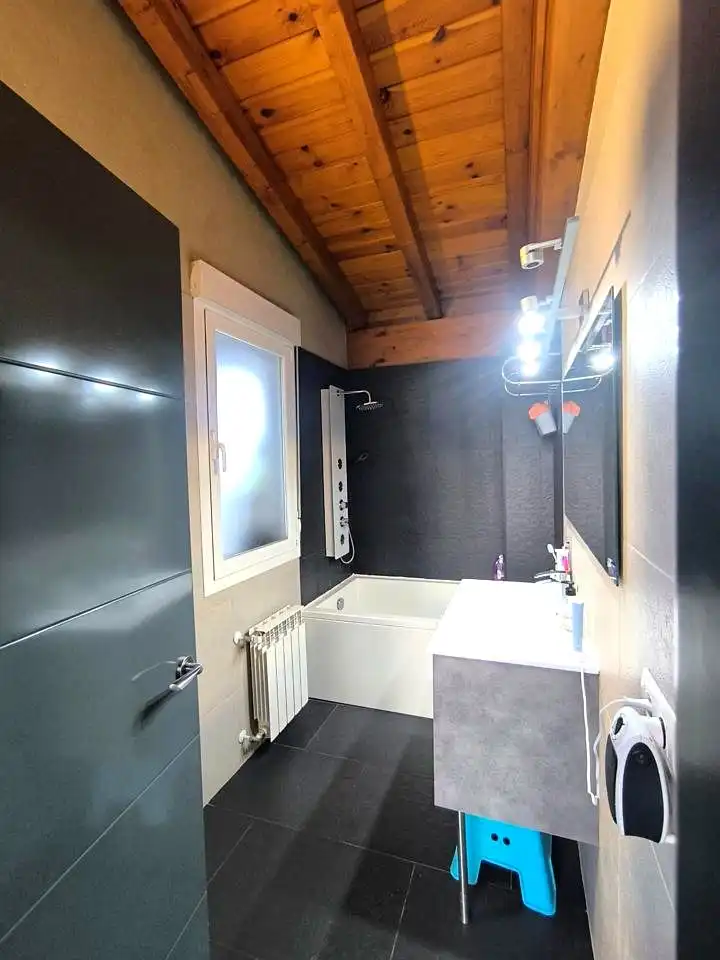 Bany de Casa o xalet en venda en Erriberagoitia / Ribera Alta amb Calefacció, Jardí privat i Terrassa