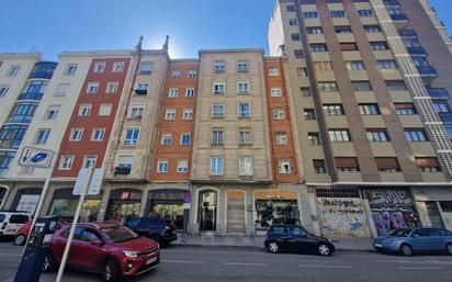 Vista exterior de Pis en venda en Burgos Capital amb Terrassa