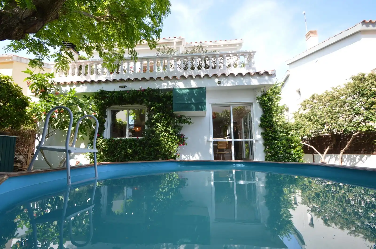Schwimmbecken von Haus oder Chalet zum Verkauf in Vinaròs mit Klimaanlage, Heizung und Privatgarten