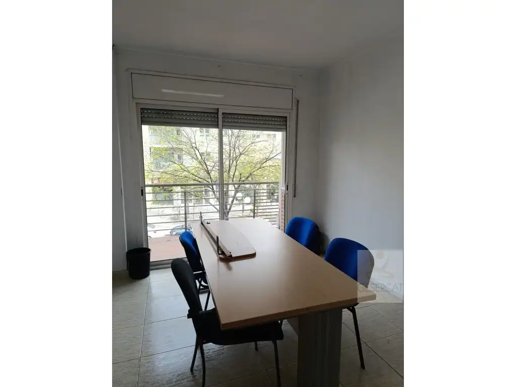 Oficina de alquiler en Sabadell