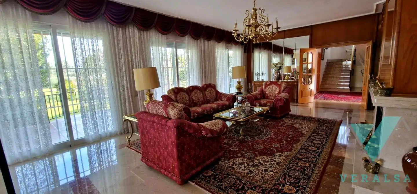Casa o xalet en venda a Del Bonsái, Prado Norte