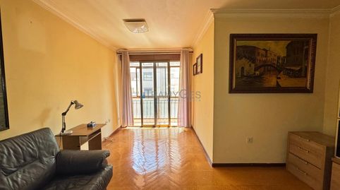 Foto 2 de Piso en venta en Avenida Atlántida, Alcabre, Vigo