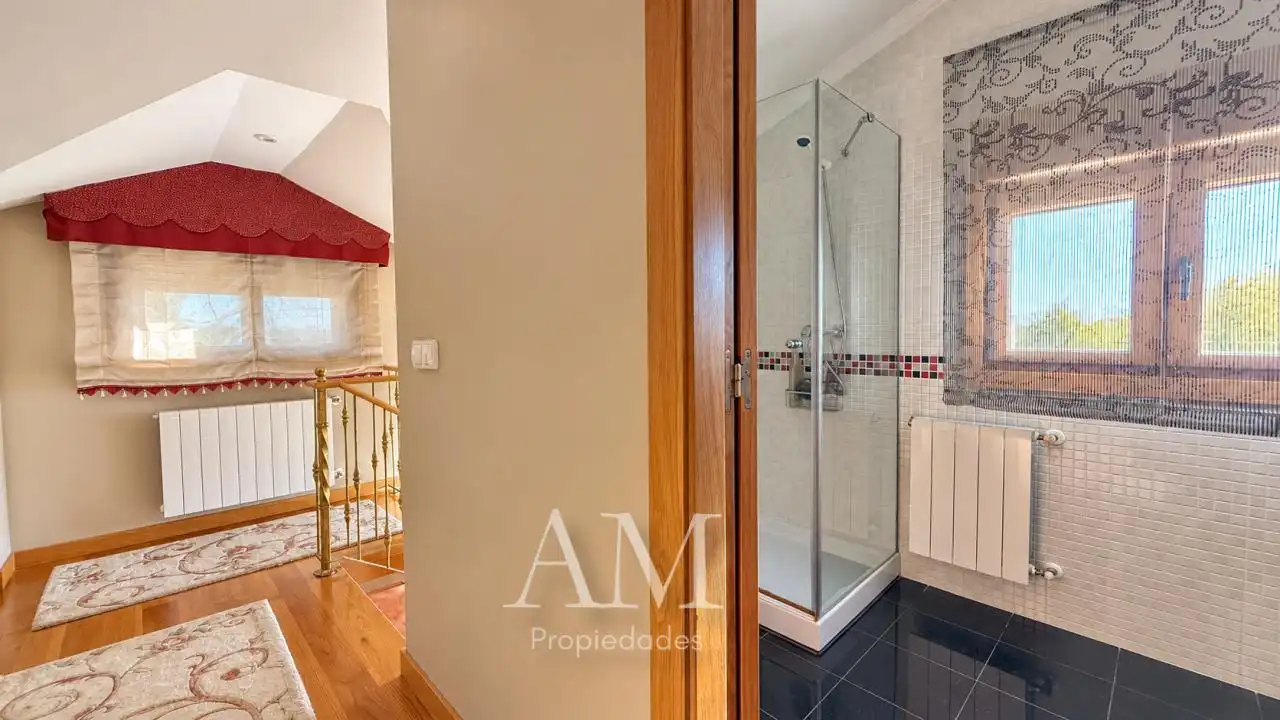 Chalet con terraza en venta en Cruceiro, imagen 42
