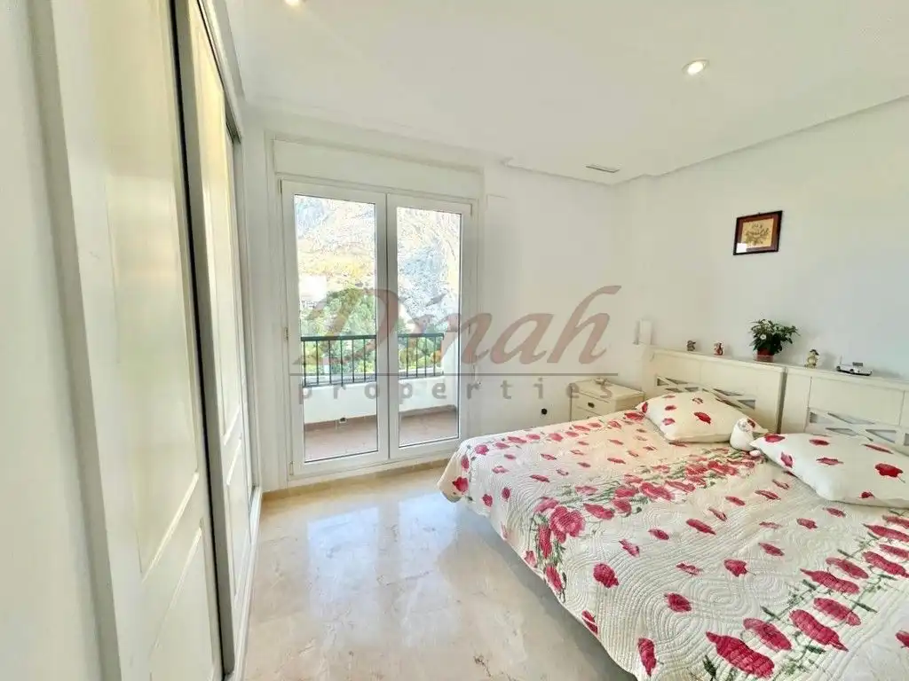 Habitación de Apartamento en venta en Altea con Aire acondicionado, Calefacción y Terraza