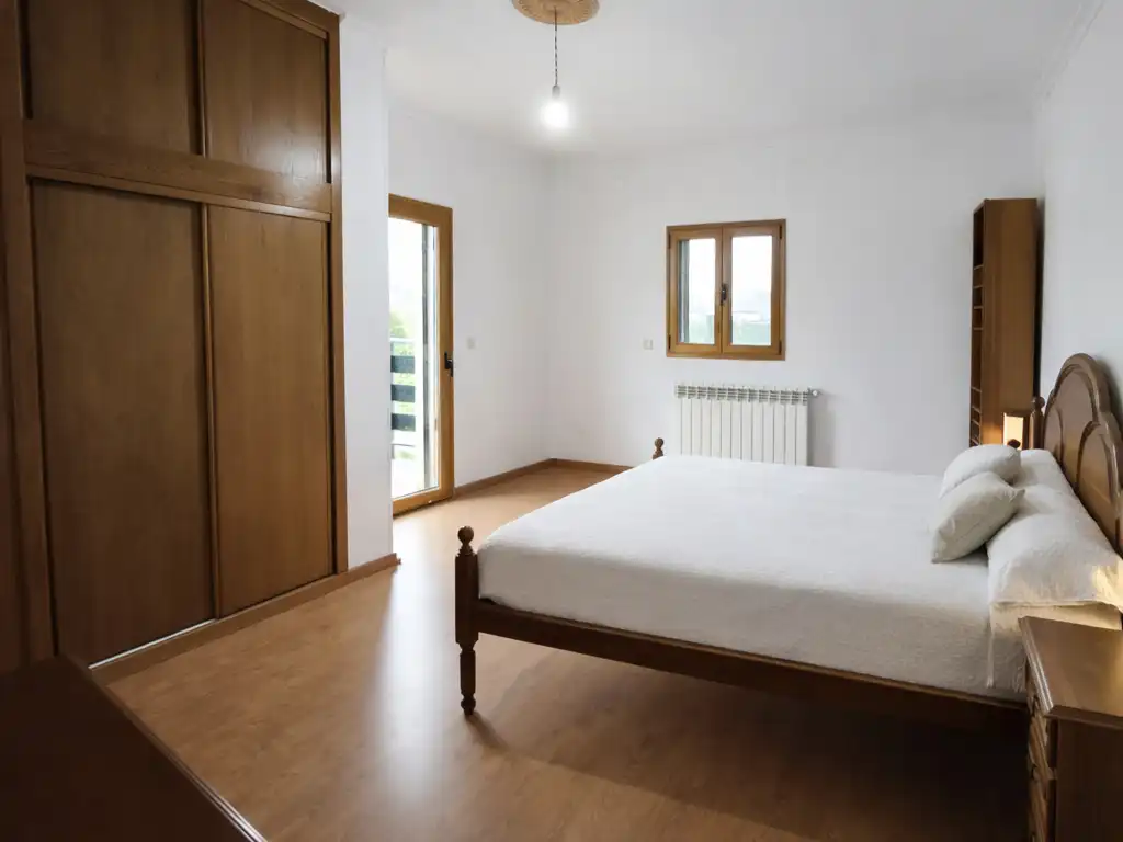 Casa amb terrassa en venda a Avenida de Portugal 15, imagen 7