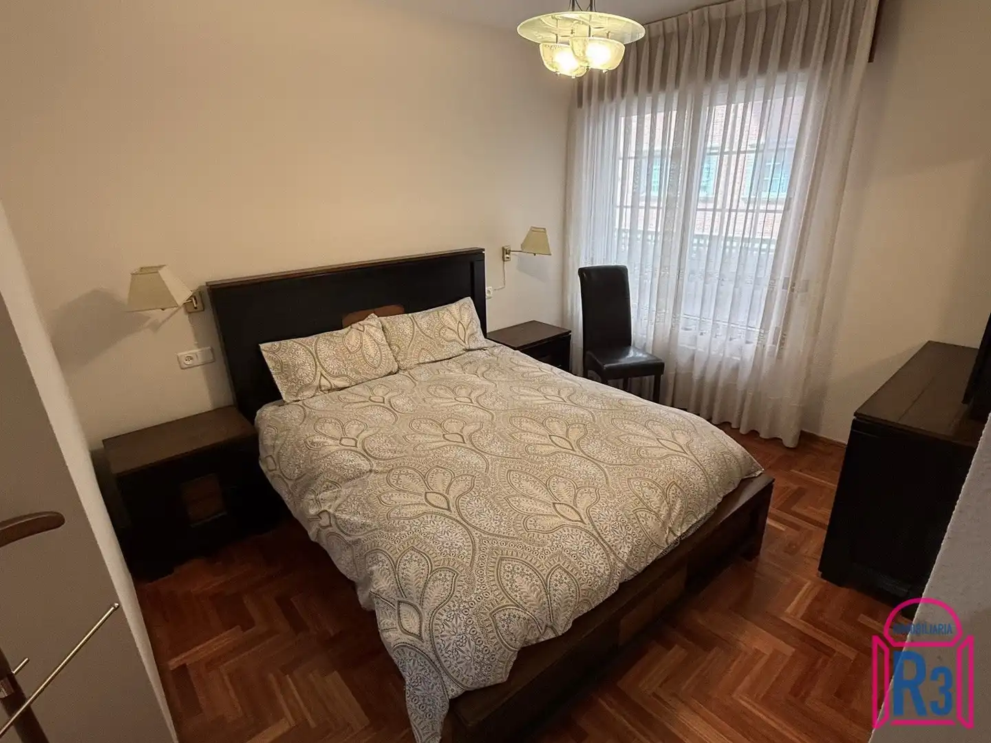 Schlafzimmer von Wohnung zur Miete in León Capital  mit Heizung, Terrasse und Möbliert