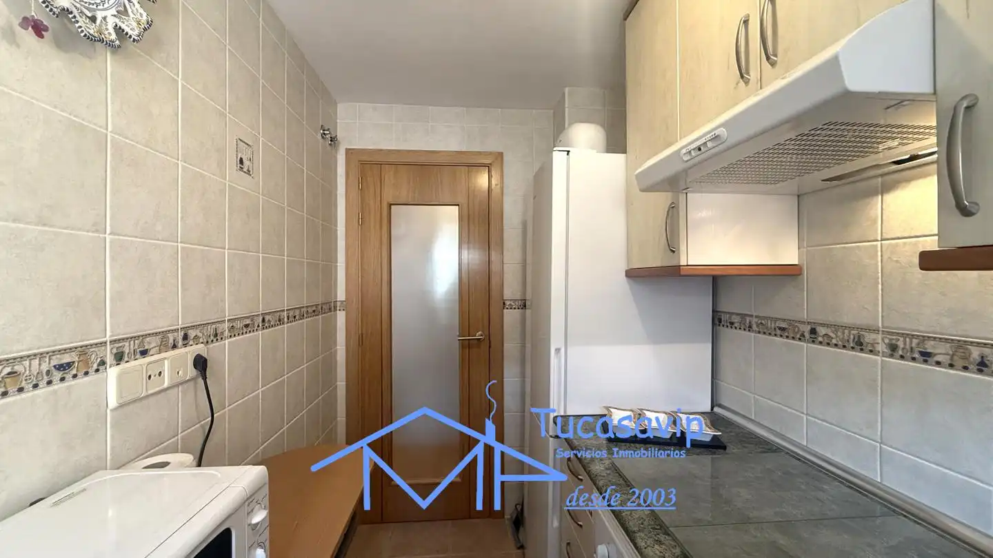 Cocina de Dúplex en venta en El Hoyo de Pinares  con Calefacción y Amueblado