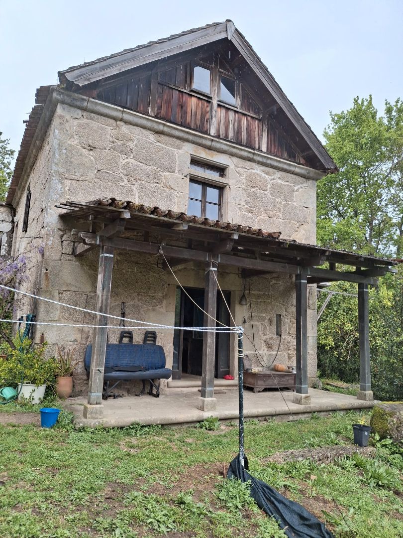 Vista exterior de Finca rústica en venda en Mos amb Calefacció, Terrassa i Moblat