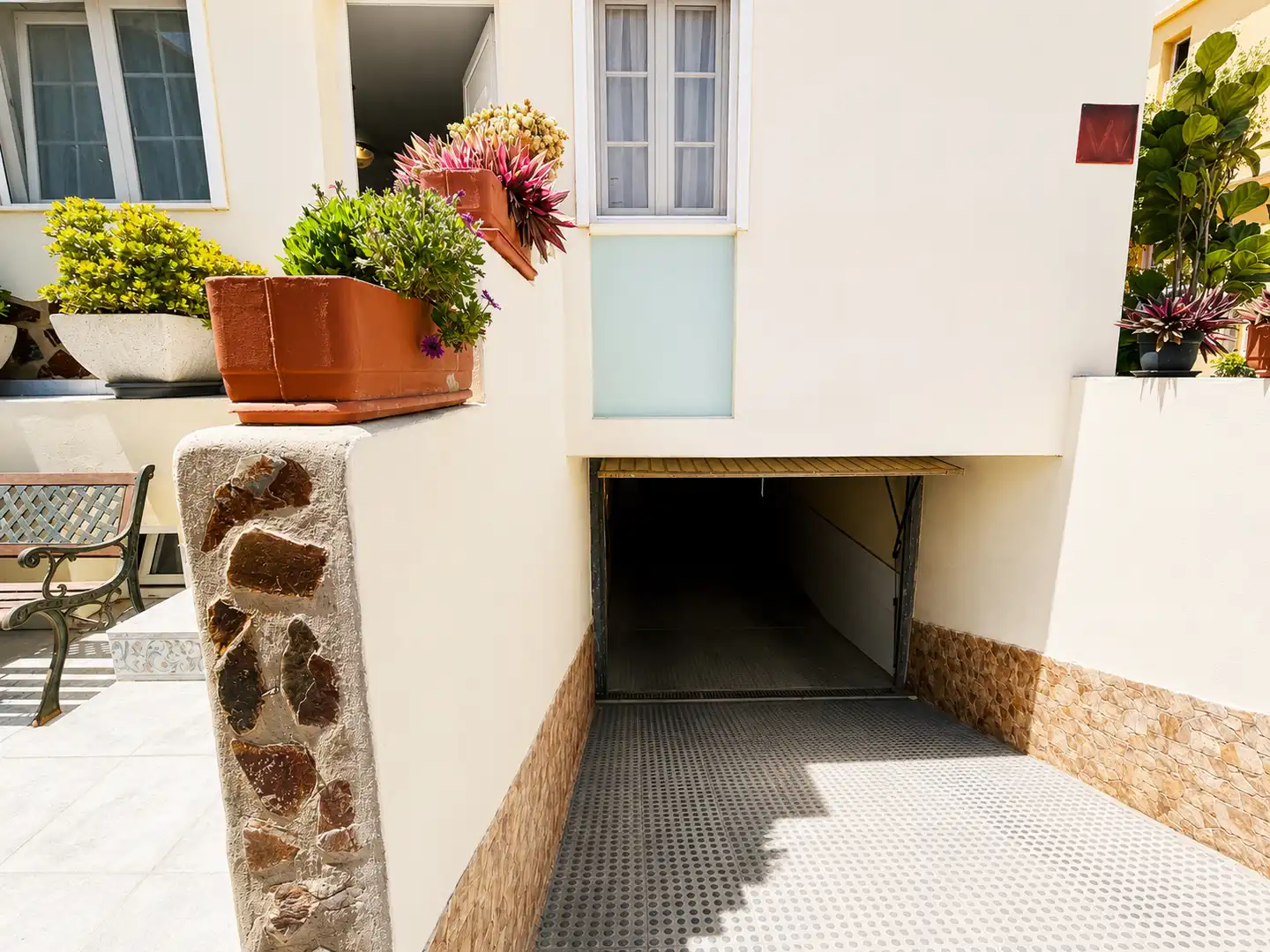 Aparcament de Casa o xalet en venda en San Bartolomé de Tirajana amb Aire condicionat, Jardí privat i Terrassa