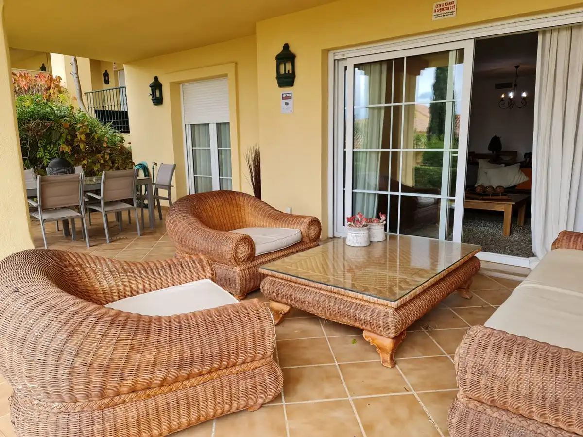 Habitatge amb piscina en venda a Nueva Andalucía, imagen 2