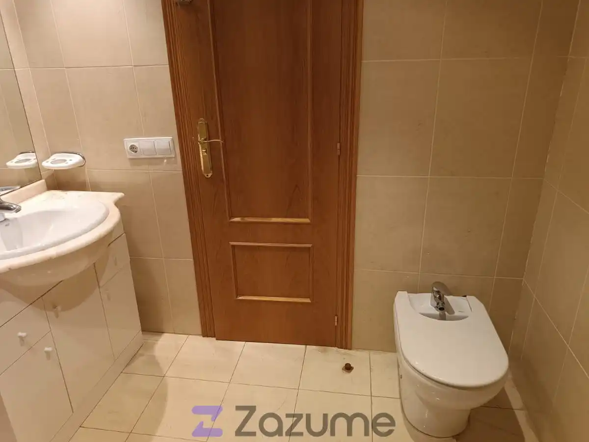Bathroom of Flat for rent in Castellón de la Plana / Castelló de la Plana  with Air Conditioner, Heating and Terrace