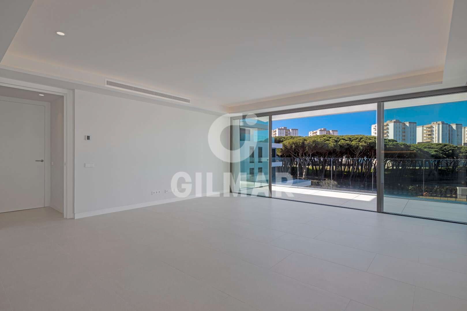 Exterior view of Flat for sale in El Puerto de Santa María  with Air Conditioner, Heating and Storage room