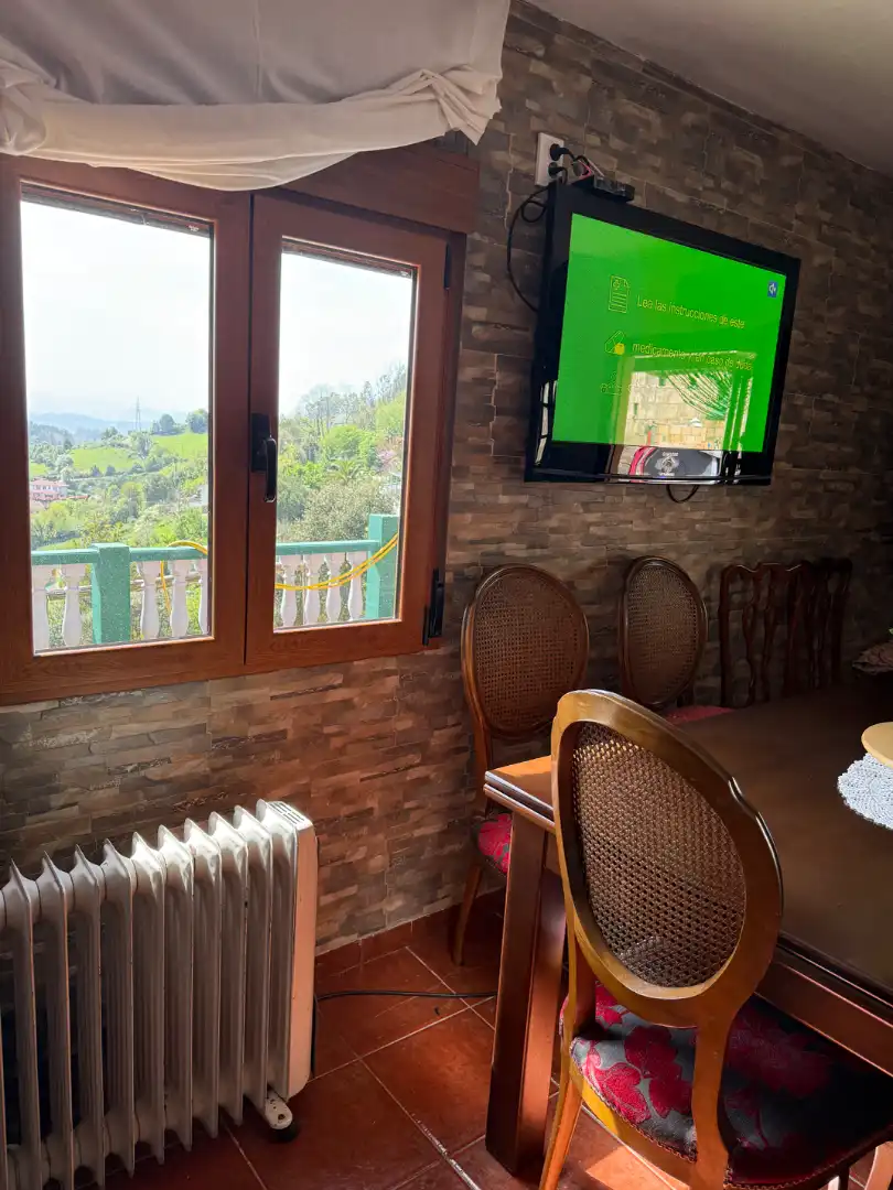 Casa o xalet en venda en Oviedo  amb Calefacció, Jardí privat i Terrassa