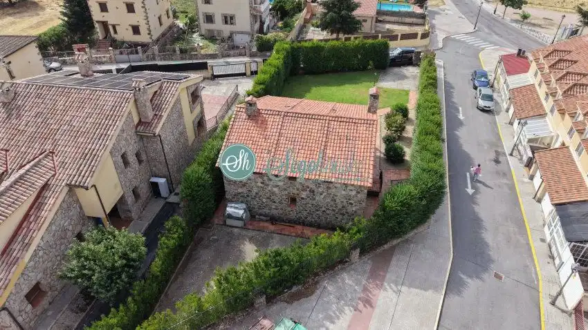Casa o chalet en venta en Palazuelos de Eresma con Calefacción, Terraza y Amueblado