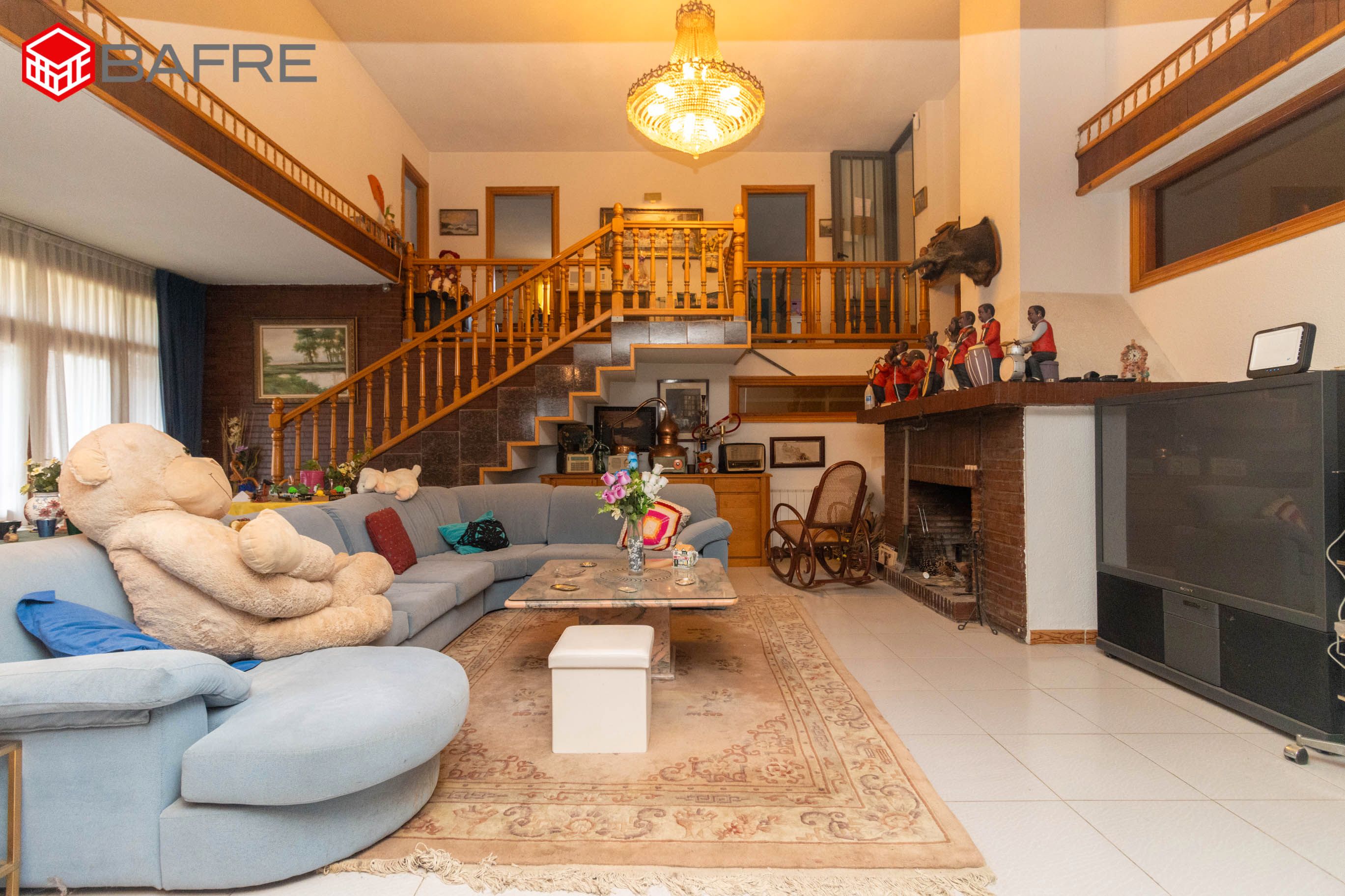 Sala d'estar de Casa o xalet en venda en Las Rozas de Madrid amb Aire condicionat, Calefacció i Jardí privat