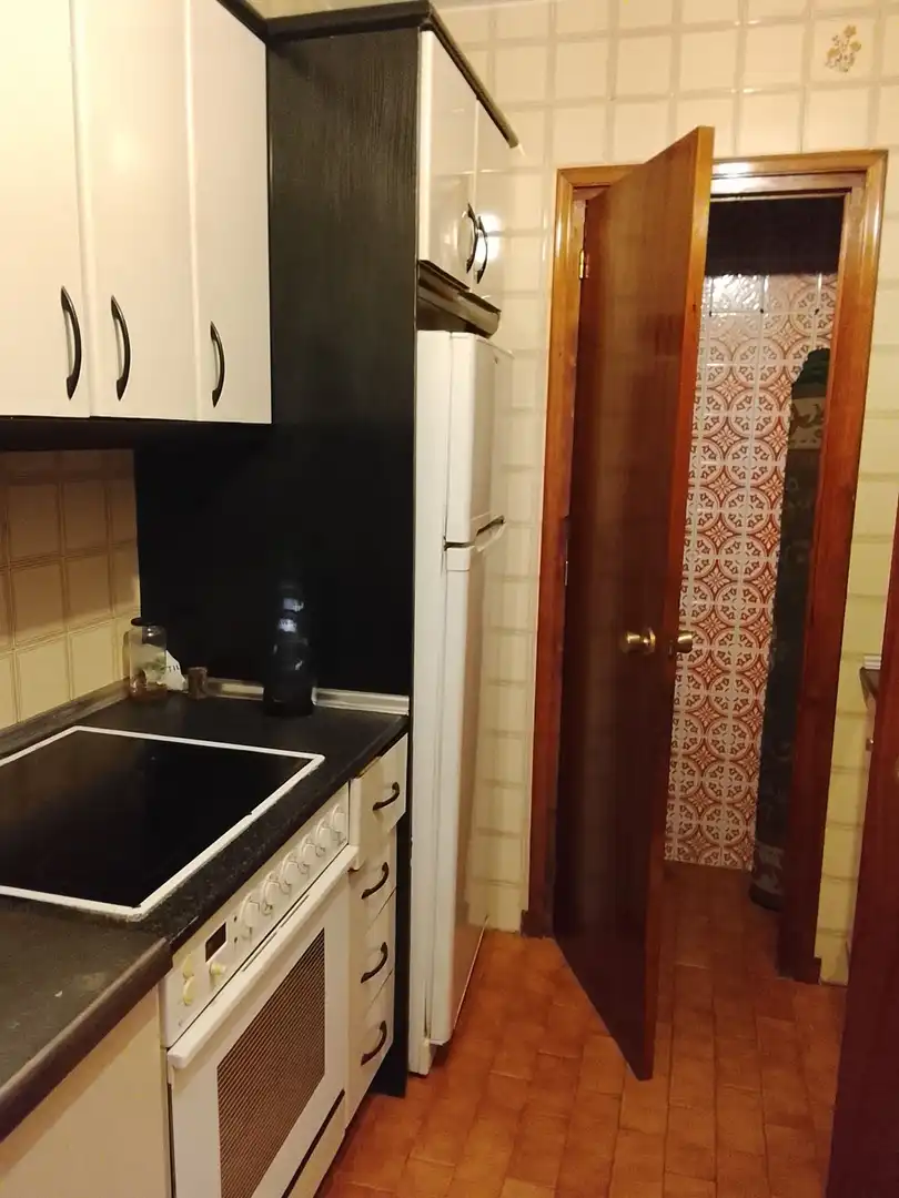 Cuina de Pis en venda en Madrigal de la Vera amb Aire condicionat i Traster
