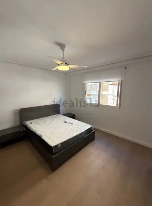 Schlafzimmer von Wohnung zur Miete in Manises mit Möbliert, Ofen und Waschmaschine