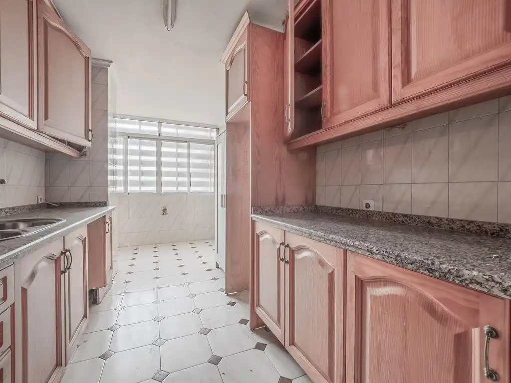 Kitchen of Flat for sale in Sevilla