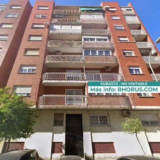 Piso con ascensor en venta en FUENCALIENTE 20