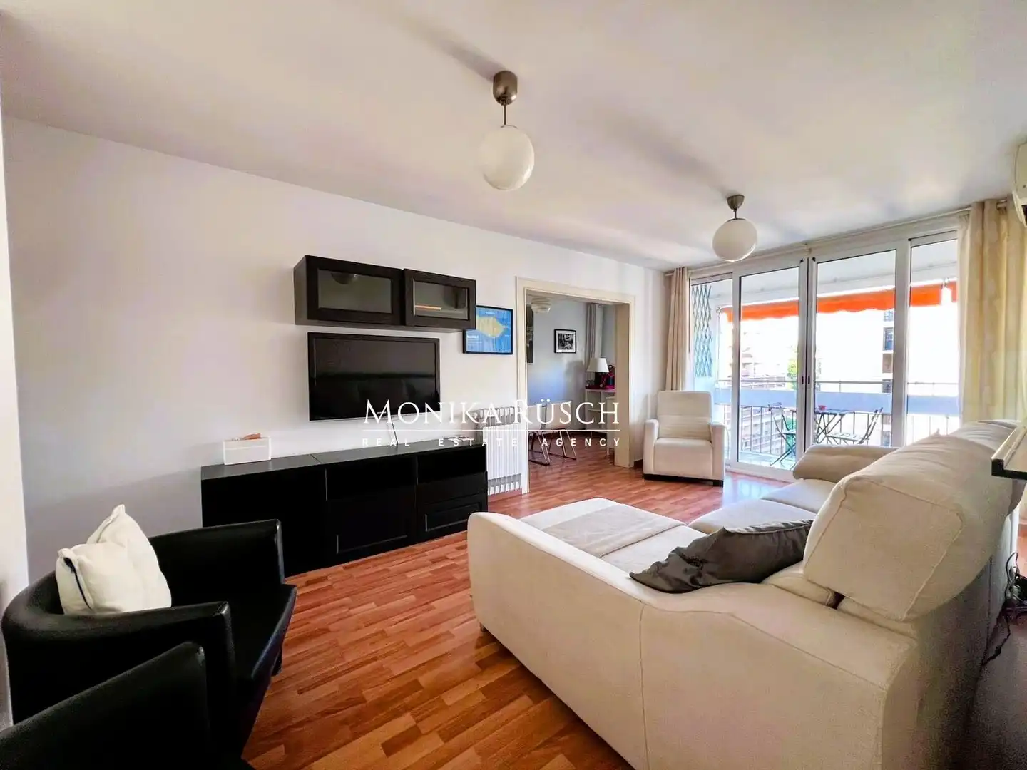 Sala d'estar de Pis de lloguer en Barcelona amb Aire condicionat, Calefacció i Terrassa