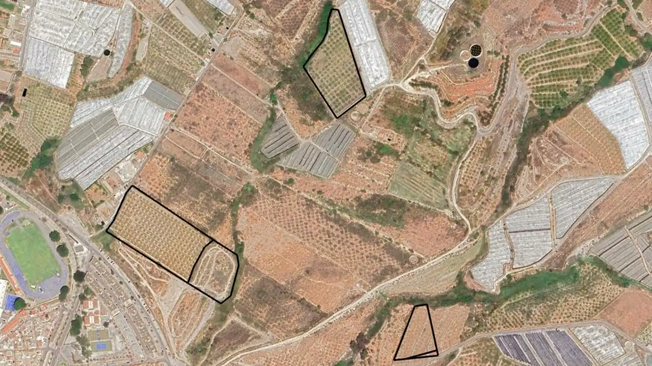 Rustikales Grundstück zum Verkauf in Cm de las Zorreras, imagen 3