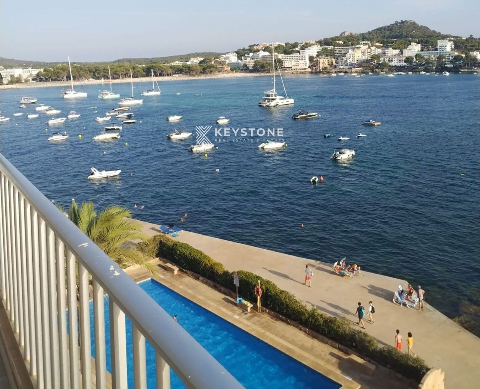 Vista exterior de Pis de lloguer en Calvià amb Aire condicionat, Terrassa i Traster