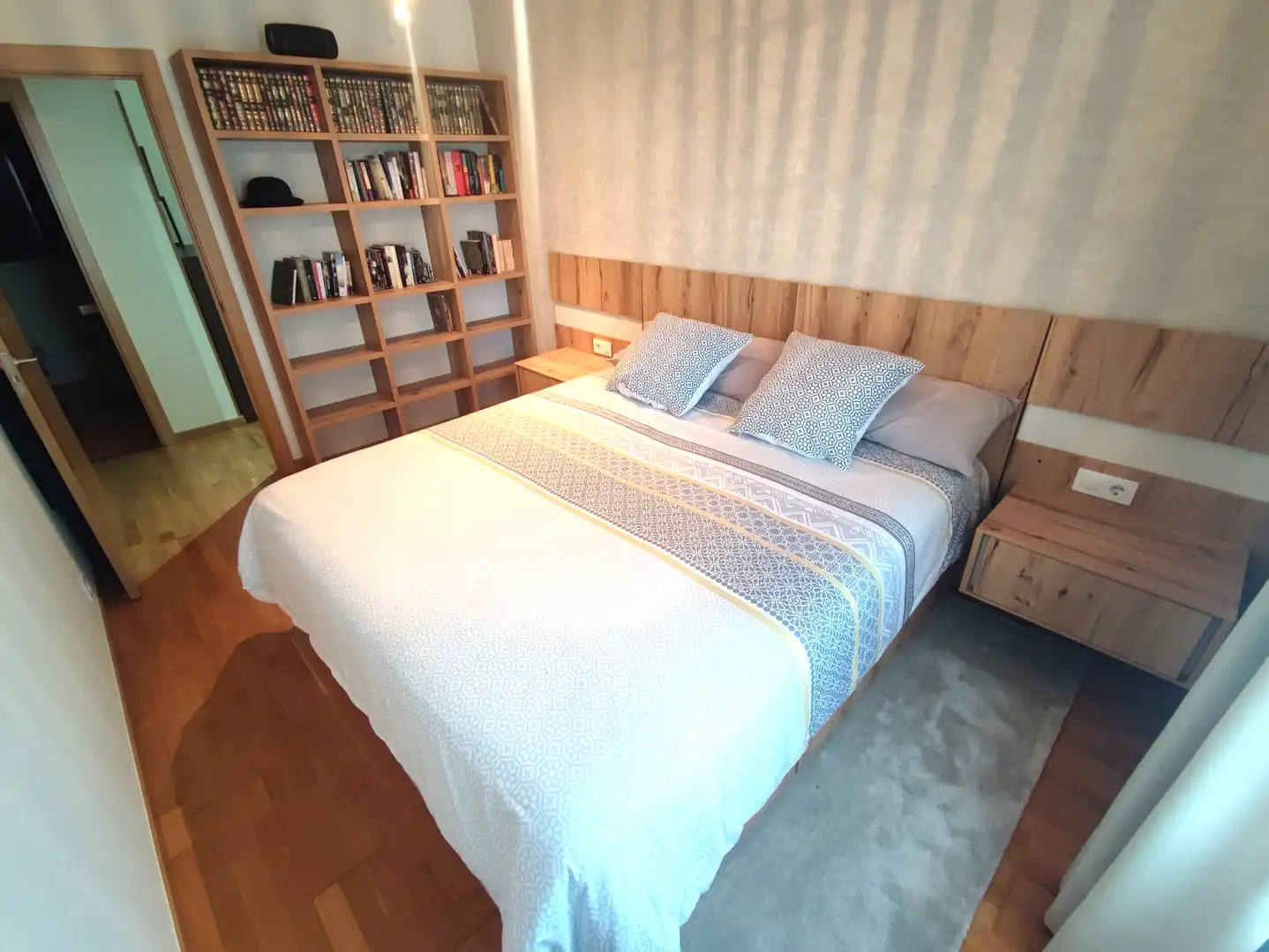 Habitación de Piso en venta en Vitoria - Gasteiz con Calefacción, Terraza y Amueblado
