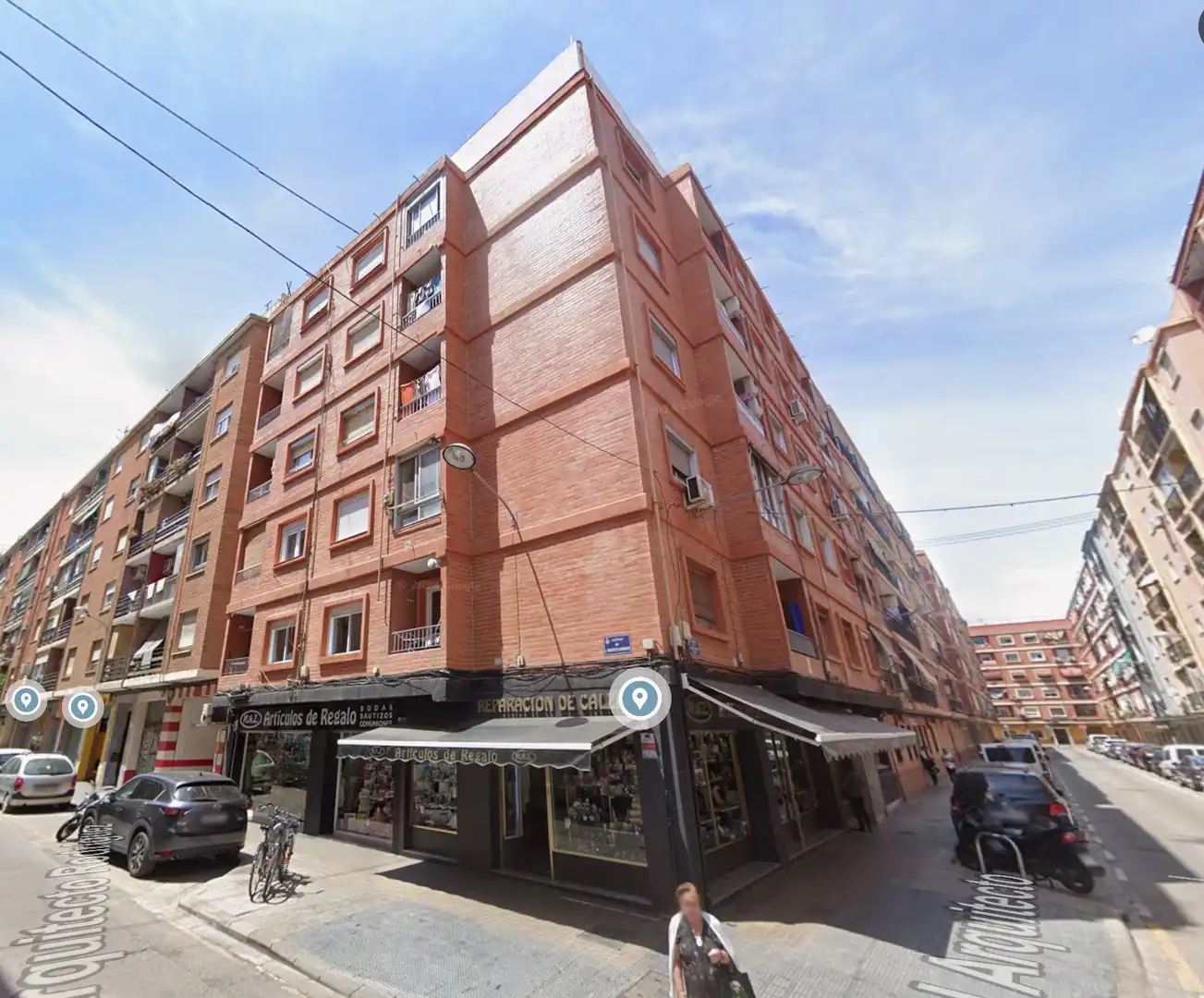 Vista exterior de Piso en venta en Valencia con Amueblado, Horno y Lavadora