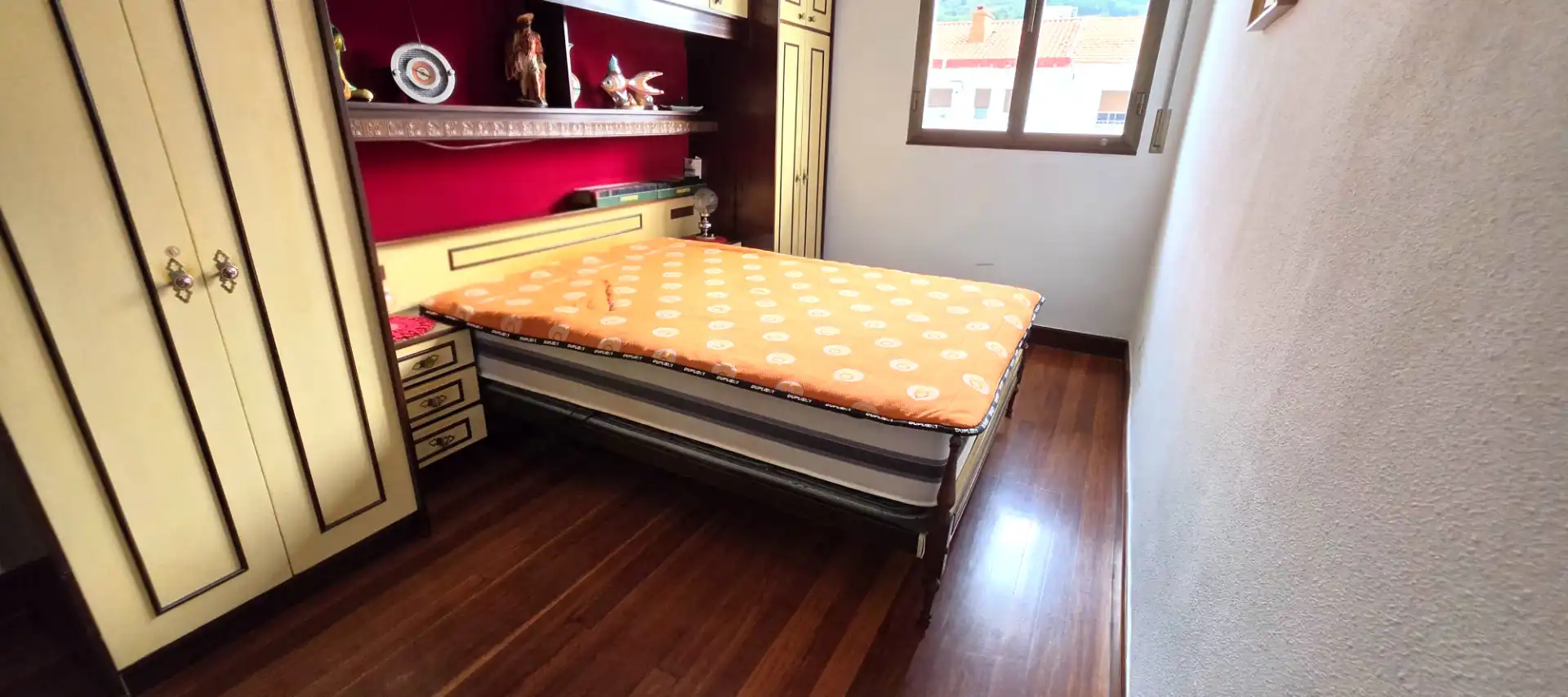 Bedroom of Flat for sale in Bilbao   with Storage room, Furnished and Oven