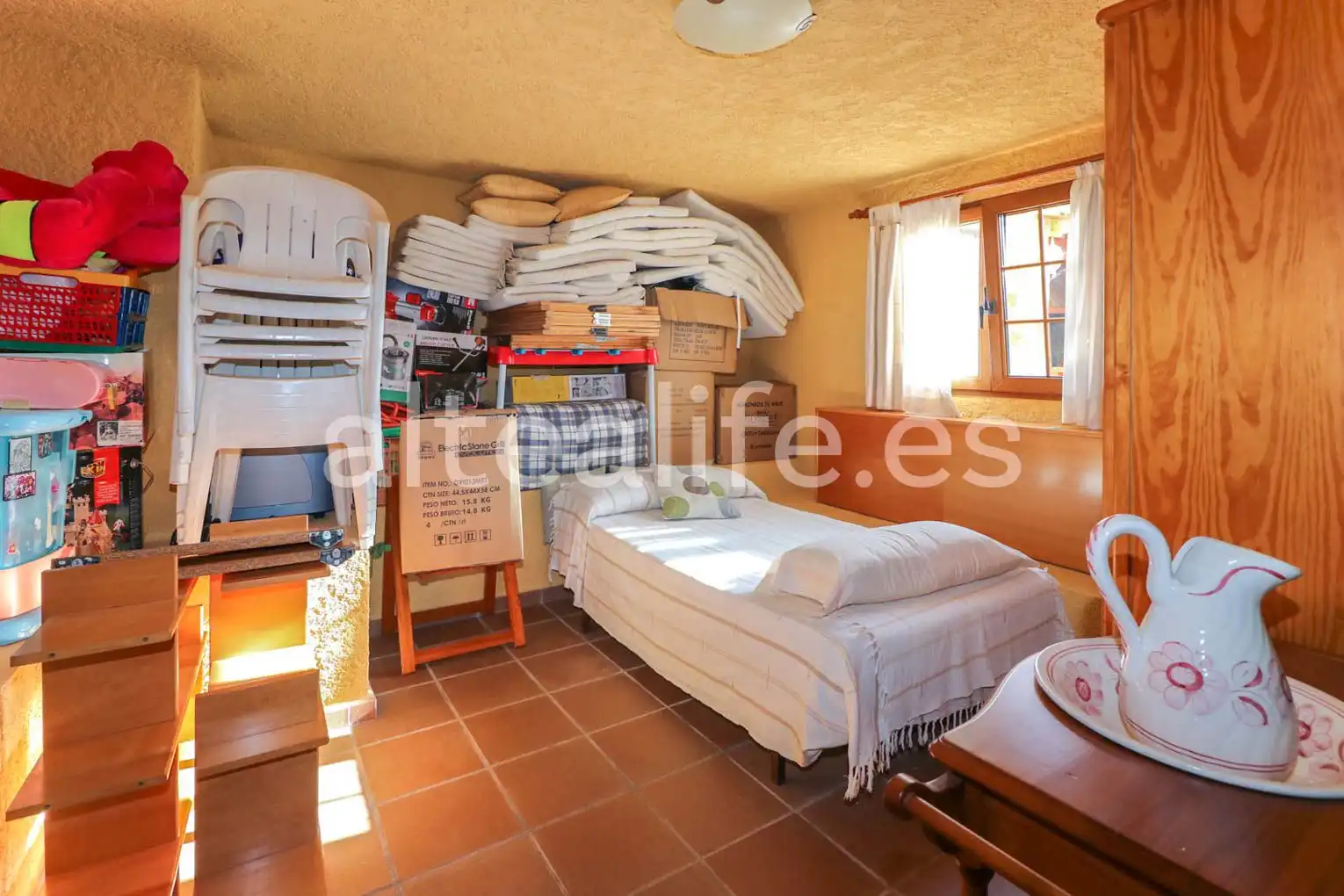 Habitación de Casa o chalet en venta en La Nucia con Aire acondicionado, Calefacción y Jardín privado