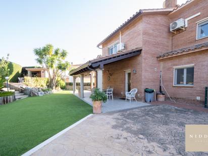 Jardí de Casa o xalet en venda en Caldes de Montbui amb Aire condicionat, Terrassa i Balcó